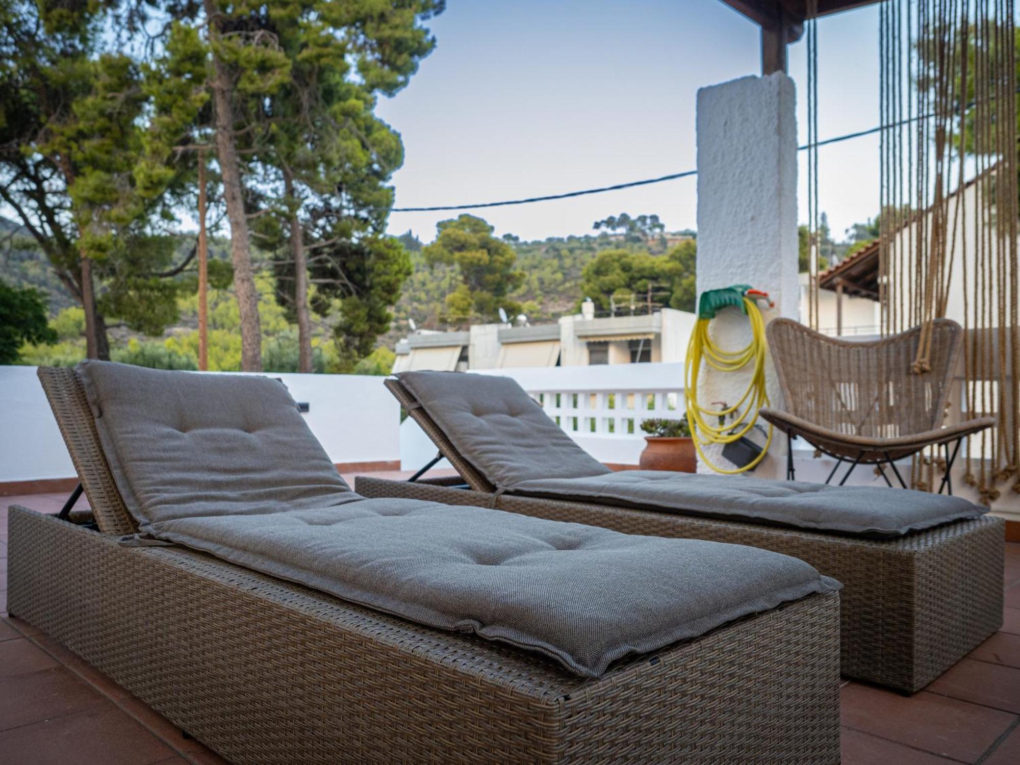 Seaview Apartment - Poros Relaxing Beachfront Flat Poros Town Exterior foto
